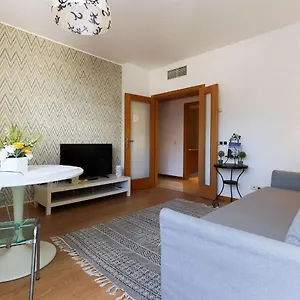Expo Elegant By Homing Apartamento