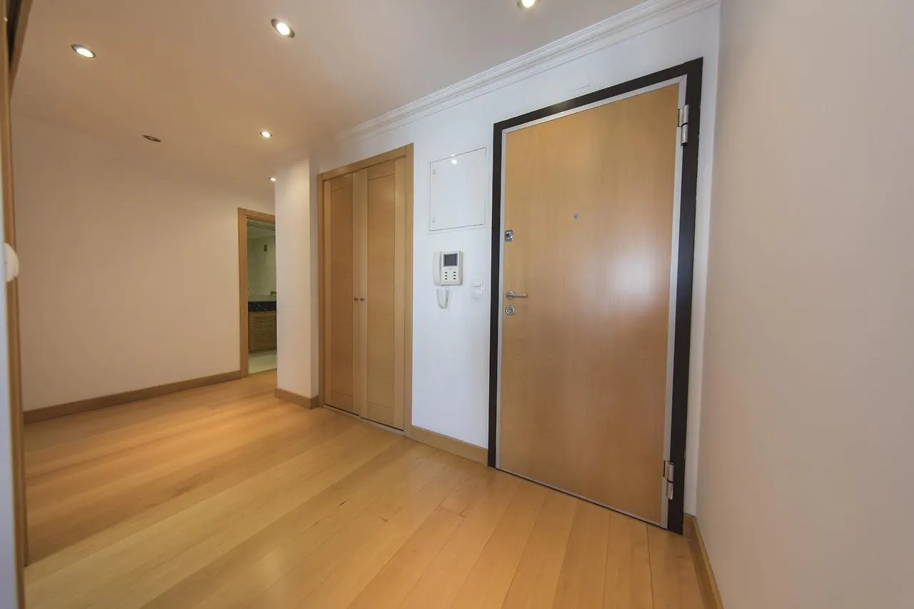 Lovelystay - Modern Apartment In Anjos Lisboa 0*,