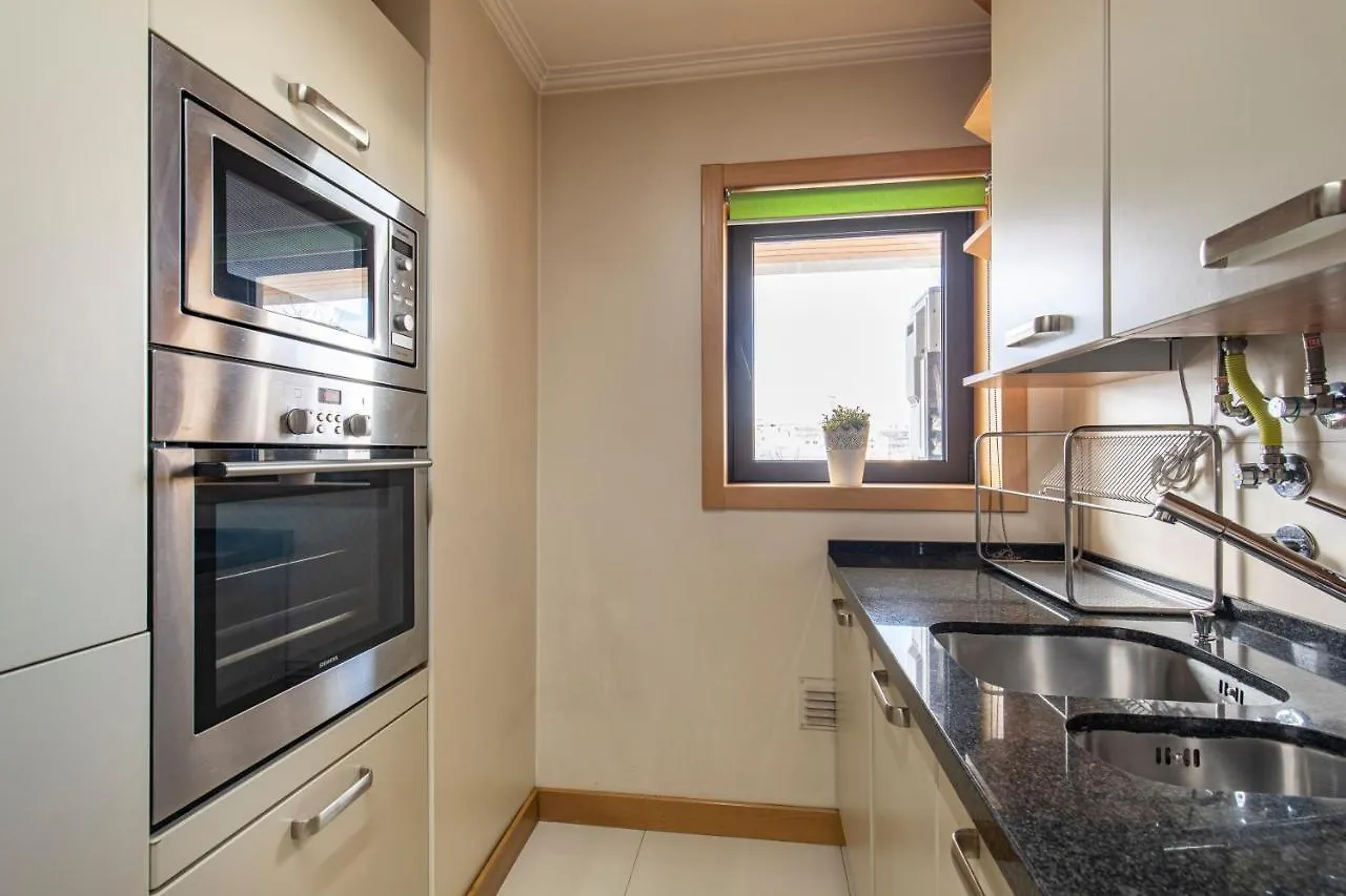 Lovelystay - Modern Apartment In Anjos Lissabon 0*,  Portugal