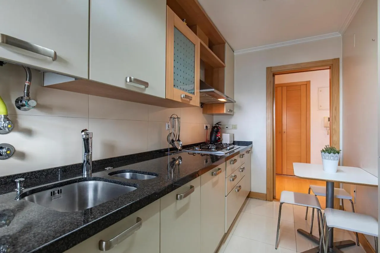 Lovelystay - Modern Apartment In Anjos Lissabon